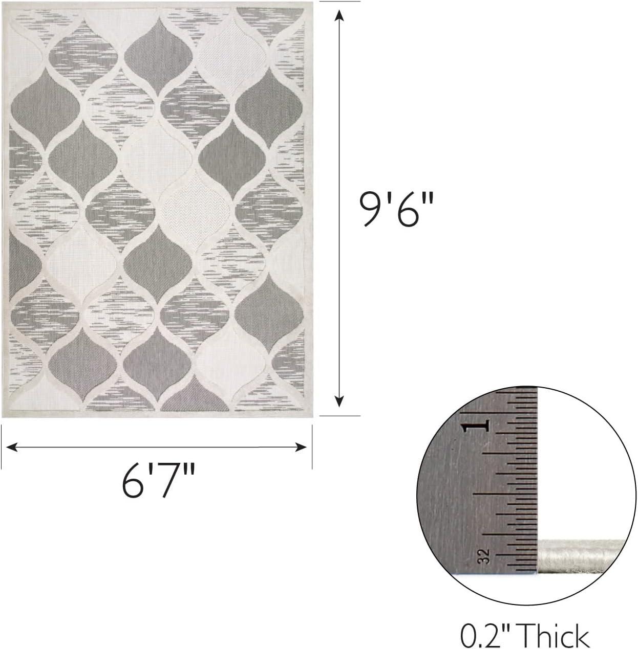 imageDesign House Leick Home 596593 Laurus Quatrefoil Indoor Outdoor Area Rug Rectangle 67x96
