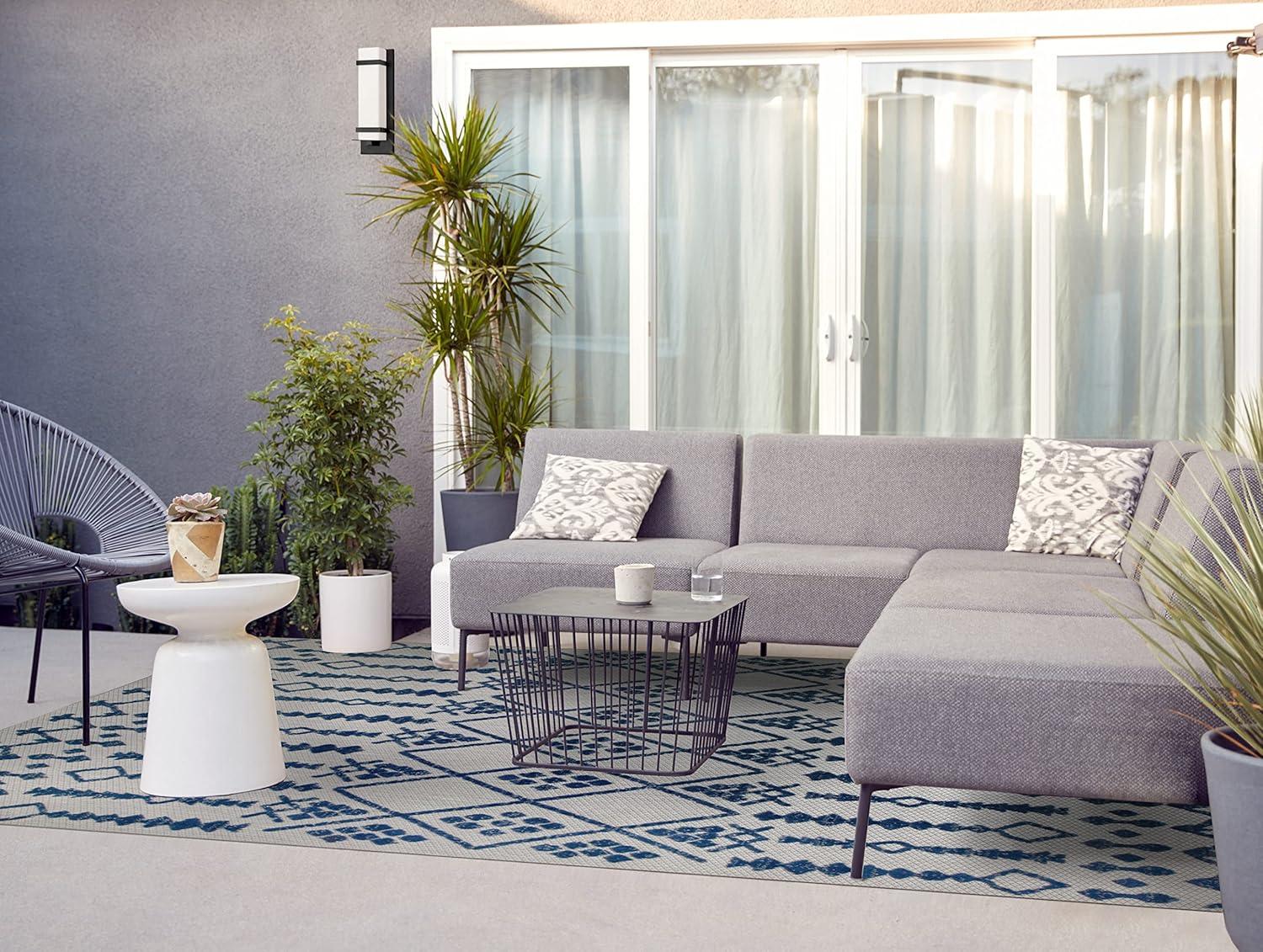 imageLeick Home 594994 Cusp Gray with Blue Moroccan Pattern Indoor Outdoor Area Rug Rectangle 710x10