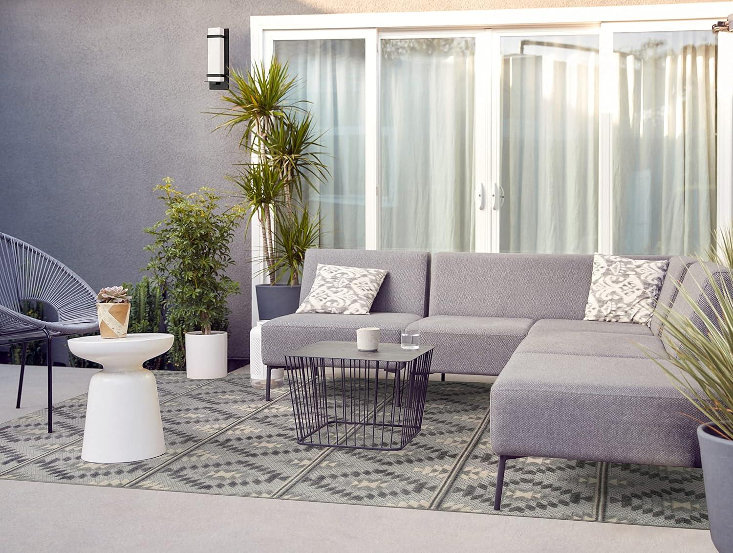 imageLeick Home 595470 Cirrido Southwestern Indoor Outdoor Area Rug Rectangle 53x7
